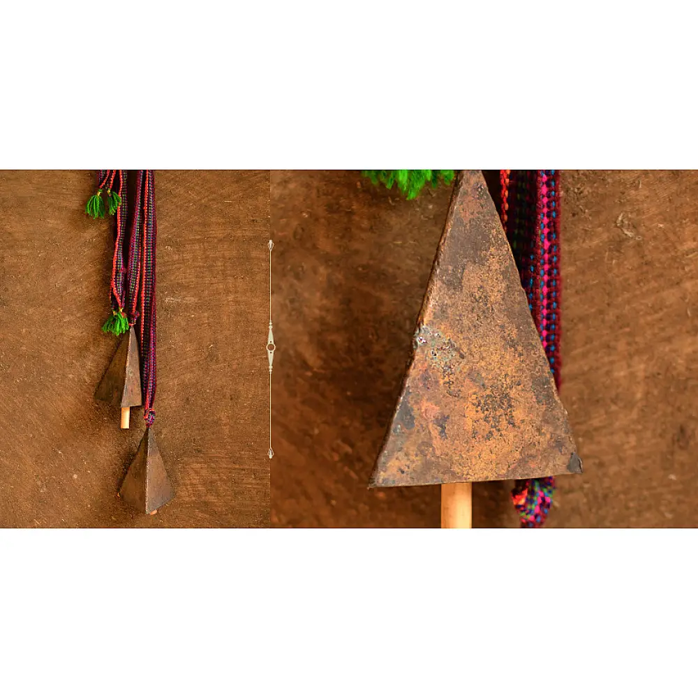 Jingles & Carrolls ~ Kutch metal bell  { 16 }